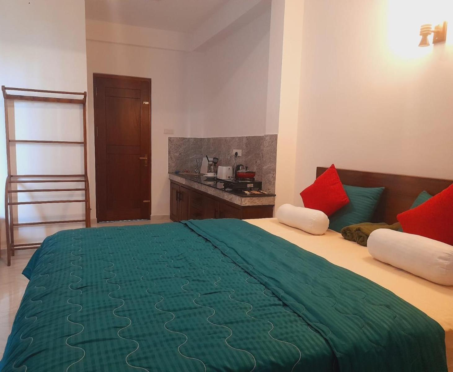 Blue Whales Hotel Hikkaduwa Zewnętrze zdjęcie