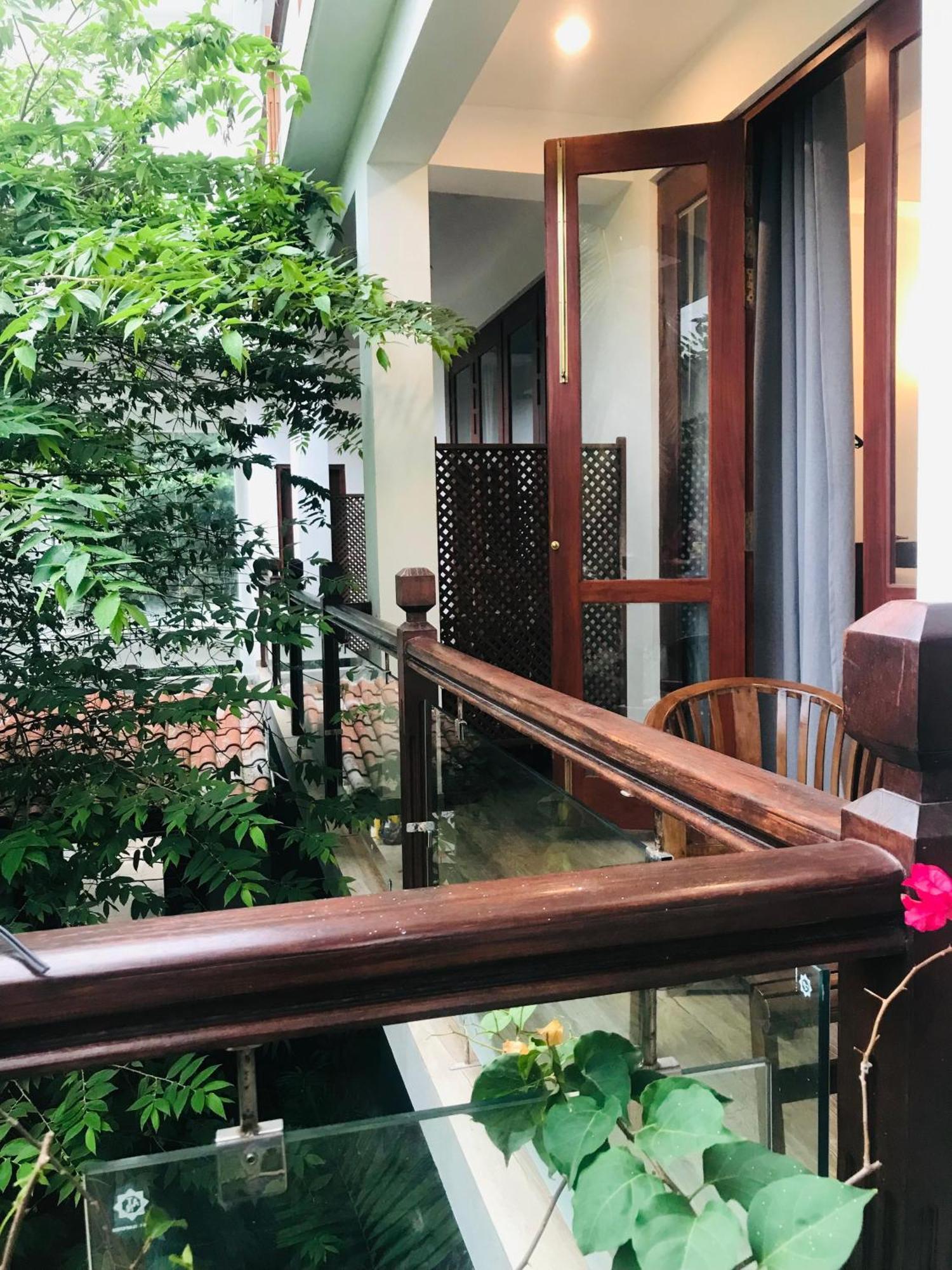 Blue Whales Hotel Hikkaduwa Zewnętrze zdjęcie
