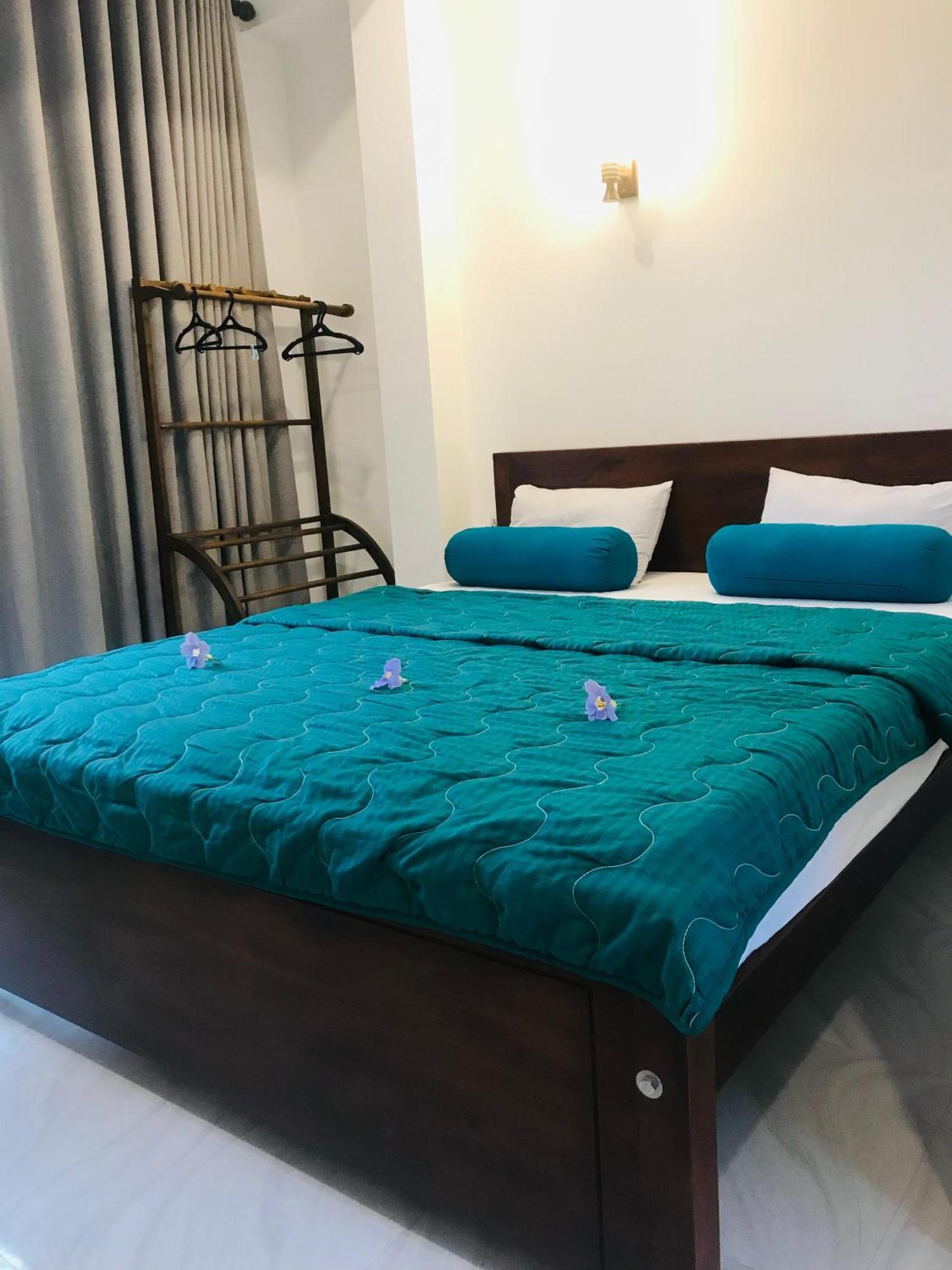 Blue Whales Hotel Hikkaduwa Zewnętrze zdjęcie